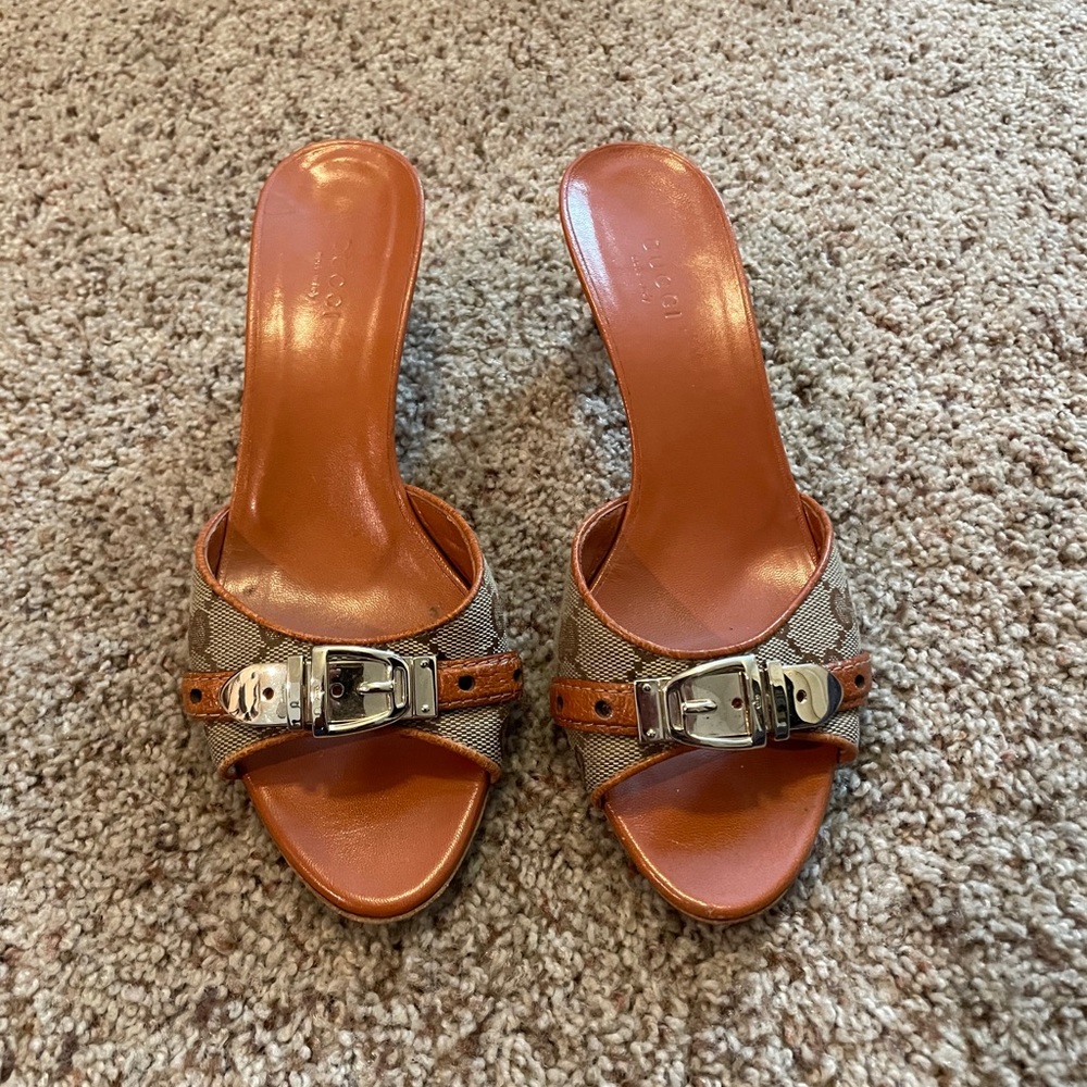 Gucci shoes